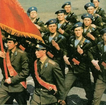 В данном турнире, я предлагаю Вам угадать, текст какого марша изображён на иллюстрации. Иностранные марши и песни представлены с переводом. Турнир не пропагандирует милитаризм!!!