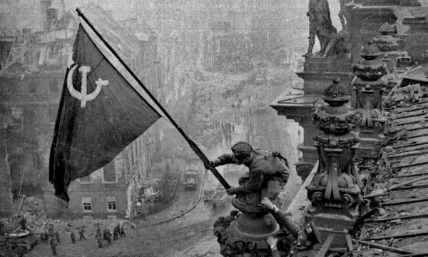 проверим, насколько хорошо вы знаете вторую мировую войну. В тесте 10 вопросов 3 легких, 3 средних, 3 сложных, и 1 невозможный. Это 2 часть подобных тестов