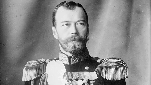 Приветствую всех, я немного словил мотивации и готов представить вам очередной турнир, тут я предлагаю выбрать вам лучшего политика , убитого тем или иным видом казни, приятного прохождения).