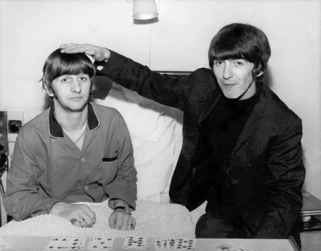 ПСИХИАТРИЧЕСКАЯ БОЛЬНИЦА BEATLES ПСИХИАТРИЧЕСКАЯ БОЛЬНИЦА BEATLES