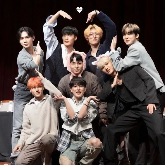 Проверь насколько хорошо ты можешь отличать мемберов ateez