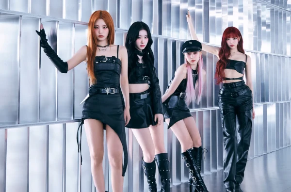 Юху, у меня дошли руки до 6 части!! (gg ver.) простите, что на обложке итзи от4