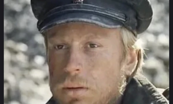 Юрий Георгиевич Богатырёв (2 марта 1947, Рига, Латвийская ССР — 2 февраля 1989, Москва) — советский актёр театра и кино. 