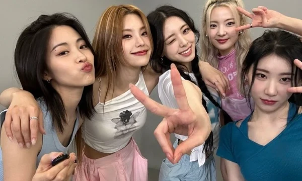 проведите день с ITZY, а я скажу с кем вы больше всего провели времени! Желаю удачи! ★              