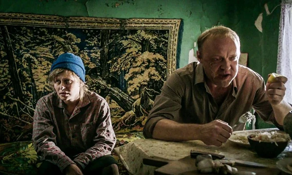 Сериалы о маньяках и серийных убийцах неизменно притягивают внимание зрителей — они балансируют на грани ужаса и интеллектуального детектива.