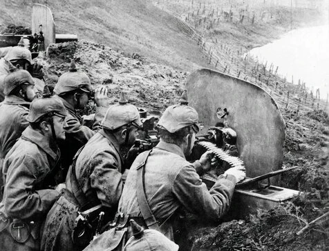 Хотите каково было солдатам в первой мировой войне это древо вам поможет
(Эта вводная часть пока что дальше будут больше)
UPD: 2 часть вышла и в неё можно сыграть