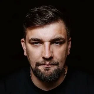 Нужно выбрать лучшего русского рэпера, который будет присутствовать в вариантах. 