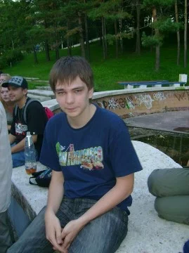 КТО КРАСИВЕЕ???