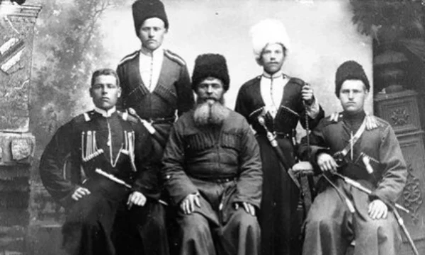 Казаки - это не просто люди ЭТО ИСТОРИЯ! с сложной историей и богатой культурой. Узнай как хорошо ты знаешь казаков( не ругайте если что то не так позязя😢😢😢) 