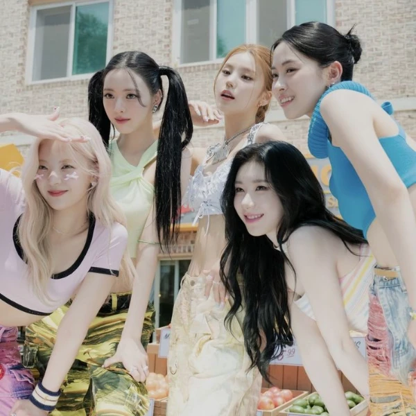 Угадай мембера итзи по кусочку фотографии