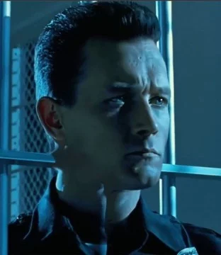 Фильмов про роботов много, но думаю у каждого есть любимчик среди них. Какой твой?
