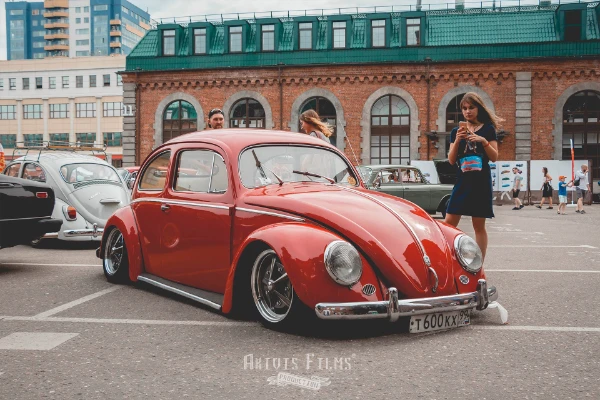 Volkswagen — немецкая автомобильная марка, одна из многих, принадлежащих концерну Volkswagen AG. Под этой маркой в 2019 году было реализовано 6 млн 620 тыс. автомобилей