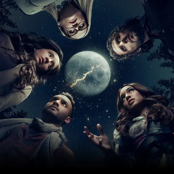 Голосуем за сериал, который смотрели на одном дыхании)) Конечно, сериалов много и уместить все в один тест - сложновато) Надеюсь, здесь вы найдете любимый или же тот, который еще не смотрели) 