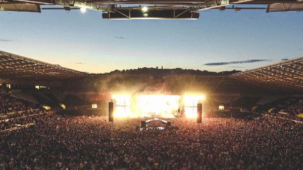 The most famous singers of the world from different genres are gathered here