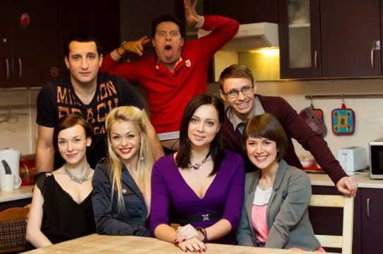 Решила сделать немного ностальгический тест, тут присутствуют основные персонажи и из старого универа,  и из новой общаги. Приятного прохождения✨