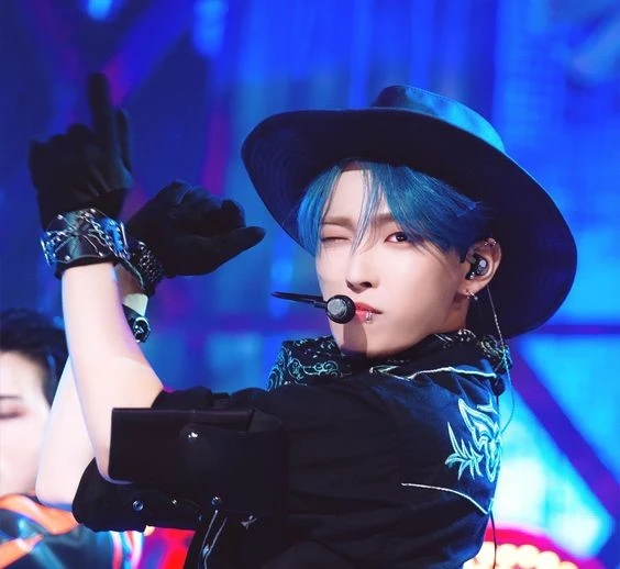 Выбери лучший AI кавер на k-pop песню, или не на k-pop, но исполненную айдолами