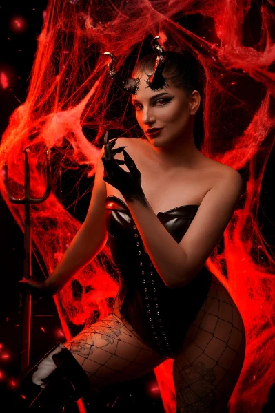 Примкни к темной стороне косплеев!😈 Выбери темную владычицу 🔥