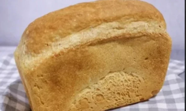 тебя надо купить хлеба    любой ценой, но бесплатно, будь осторожен, тебя ждёт невероятное приключение..                                                                                                