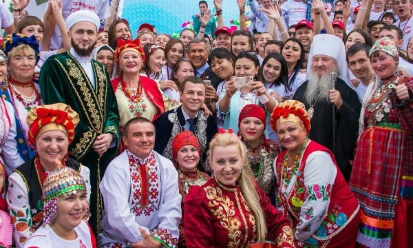 Создай свой народ или нацию. Ты можешь выбрать много чего в этом народе. А что произойдёт с твоей нацией - посмотришь тут! (Тест не призван никого оскорбить, не призывает ни к чему плохому)