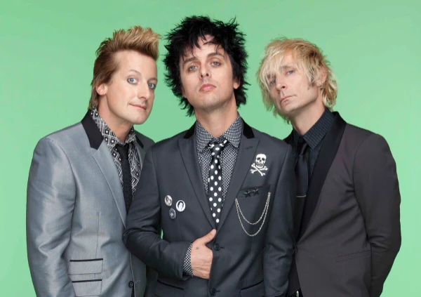 This is a horizontal bar where you choose the best song from Red Hot Chill Papers or Green Day . Red Hot Chili Peppers vs Green Day