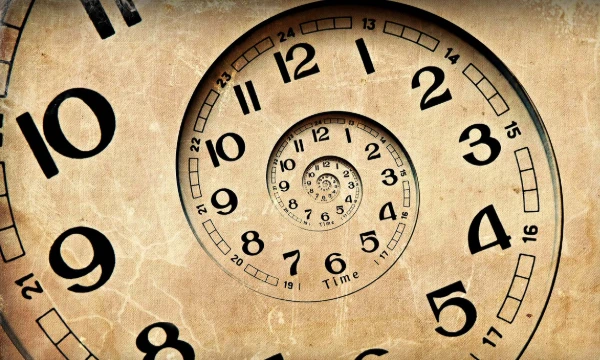 Иногда смотришь на часы и думаешь: "О, 11:11, кайф!" Некоторые даже загадывают желание. Но какое время самое сочное для глаз? Решите для себя!