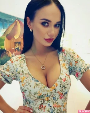 Здесь будут собраны все самые красивые и сексуальные девушки медиа сферы из России!Выберай на свой вкус!Поехали....