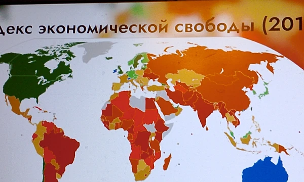 ТЕСТ СЫРОЙ !!!!!!!!!!!!!!!!!!! 
Коммунисты, монархисты и куча новых идеологий которые подражают или по центру
