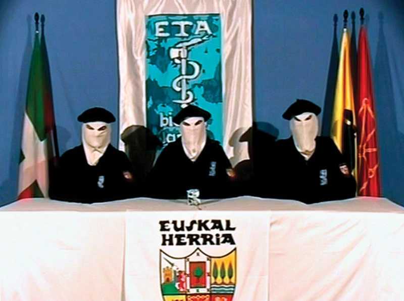 Бойцы ЭТА ЕТА, Euskadi Ta Askatasuna, Эускади Та Аскатасуна — «Страна басков и свобода» Бойцы ЭТА ЕТА, Euskadi Ta Askatasuna, Эускади Та Аскатасуна — «Страна басков и свобода»