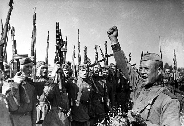 Данный турнир - ремейк одного из моих прошлых, однако, "немного" дополненный. 
Создан он в основном для меня и для таких же сумасшедших любителей маршей:)