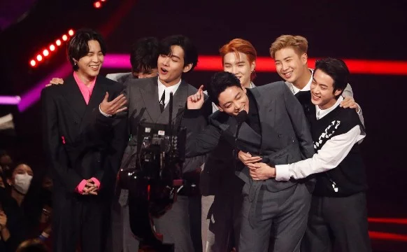 Узнаем насколько хорошо ты знаешь BTS?