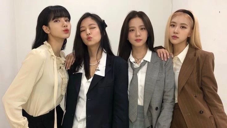 1. BLACKPINK 1. BLACKPINK 