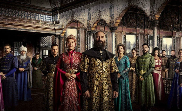 Думаю все заметили как много людей в нашей стране смотрят Турецкие сериалы, лично мне они вообще не нравятся, поэтому я и решил создать такой умопомрачительный турнир, приятного прохождения.