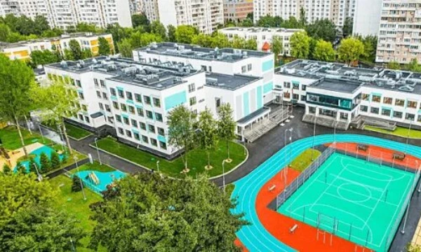 Скоро первое сентября, поздравляю, но вряд ли ты знаешь как ты будешь там жить? Как по мне это очень очевидно.