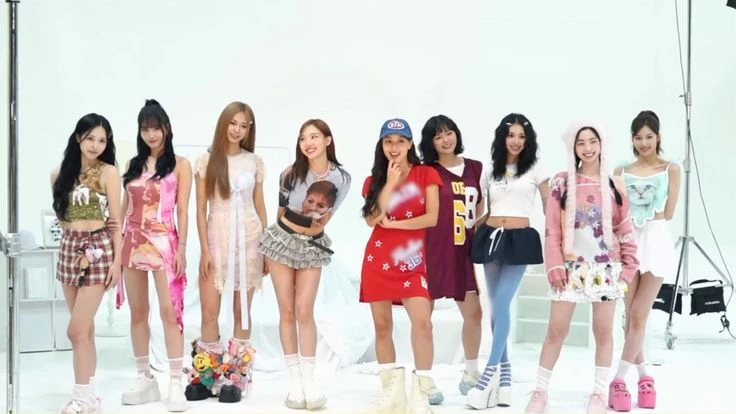 Оцениваю новый альбом TWICE 'Strategy'. Оцениваю новый альбом TWICE 'Strategy'.