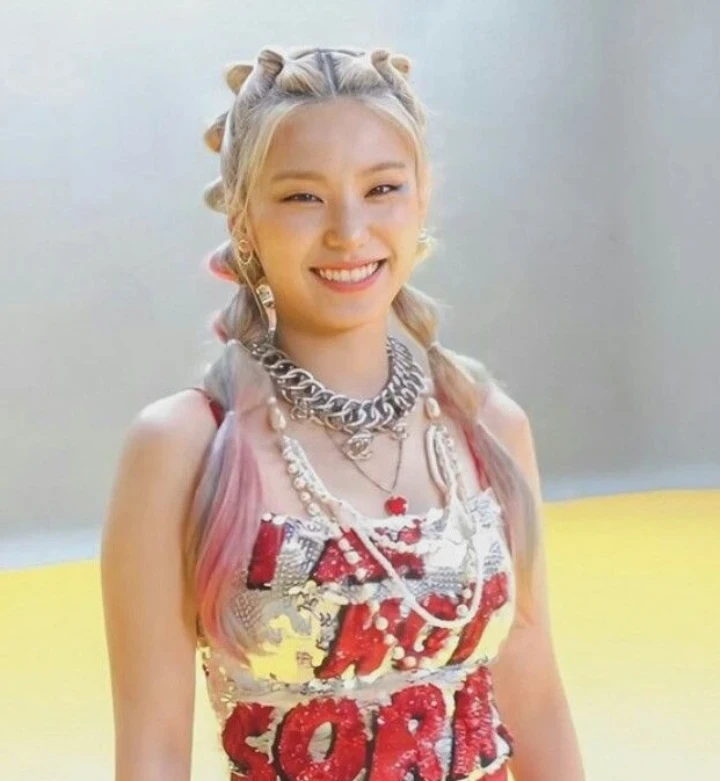 Йеджи из itzy Йеджи из itzy
