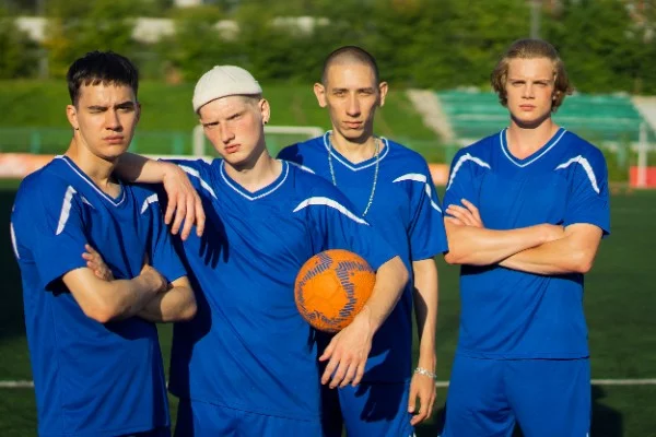 Выбрать старый добрый сериал это конечно легко, но что там у нас вышло за последние 5 лет хорошего, давайте узнаем лучшую работу