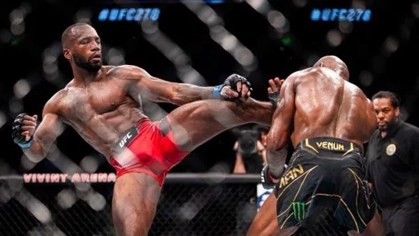Самый сильный боец UFC вне весовой категории. Считаем только пиковые версии бойцов.