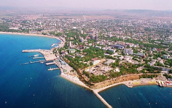 Какой город по вашему мнению больше всего подходит для отдыха летом. Тут собраны города со всего света, и не только города, могут попадаться и острова такие как Крид