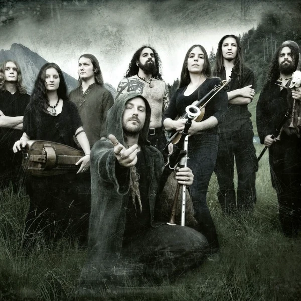 Eluveitie - Швейцарская фолк-метал группа. В этом тесте вы можете выбрать любимую песню от этой группы, здесь я собрал свои любимые и самые популярные. Приятного прохождения!
