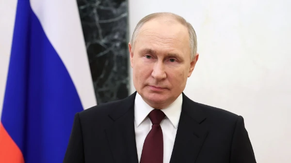 Приветствую всех, очередной турнир, на этот раз я предлагаю вам выбрать человека, в которого вы хотели бы переродиться сохранив при этом свои воспоминания. Приятного прохождения.