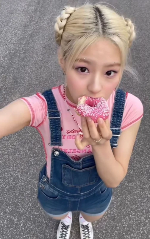 °《♡◇♡》° °《♡◇♡》°