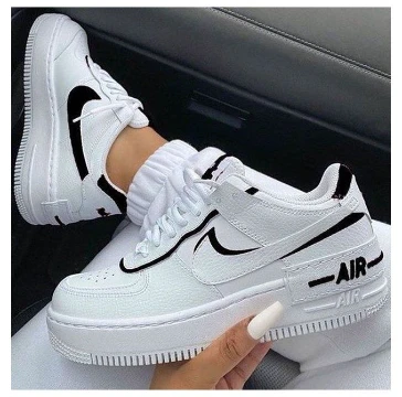 Nike (Nike, Inc.) — американская транснациональная компания, специализирующаяся на спортивной одежде и обуви. 
