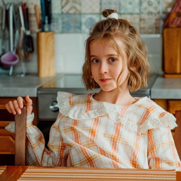 Выбрал лучшие сериалы и фильмы с моей любимой актрисой Виталией Корниенко. А также советую посмотреть многие из них. Актриса она очень талантливая. 