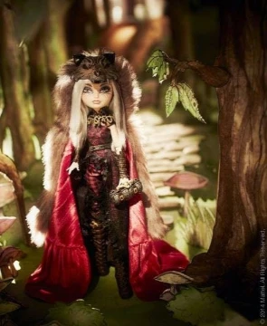 Тут мои любимые выпуски куколок Ever After High. Давайте выберем из них лучшую. 