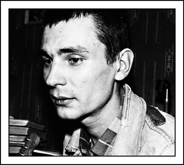 Спасибо Боярину 
подлинный сибирский звук
«Пик Клаксон» (с 1990 года — «Клаксон Гам») — советская и российская рок-группа. Основана в Омске братьями Евгением и Олегом Лищенко в 1979 году.
