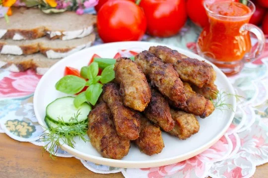 Чевапчичи одна из самых суровых расс в Real Life.