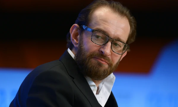 Константин Хабенский является одним из самых востребованных и узнаваемых актеров в России. Снимался как и в российском кино, так и в Голливуде. 