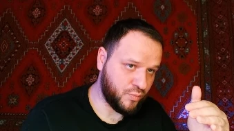 Выбери лучшего ютубера по MLBB