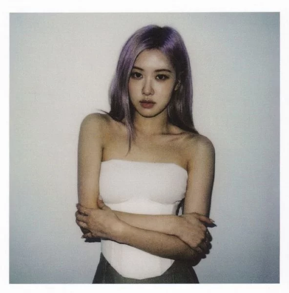 Группы: BLACKPINK, TWICE, ITZY, MAMAMOO, (G)I-DLE, AESPA, GIRLS GENERATION, IZONE, LOONA, CHUNG HA, JESSI, SUNMI