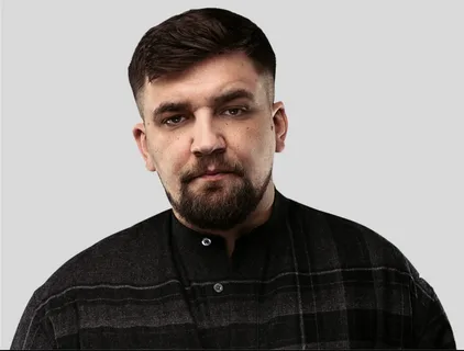 Выбирай лучший или любимый альбом. Потом будет финал с альбомами которые набрали больше голосов.
